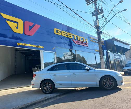 AUDI A3 2.0 TFSI SEDAN AMBITION 16V GASOLINA 4P S-TRONIC AUDI A3 2.0 TFSI SEDAN AMBITION 16V GASOLINA 4P S-TRONIC